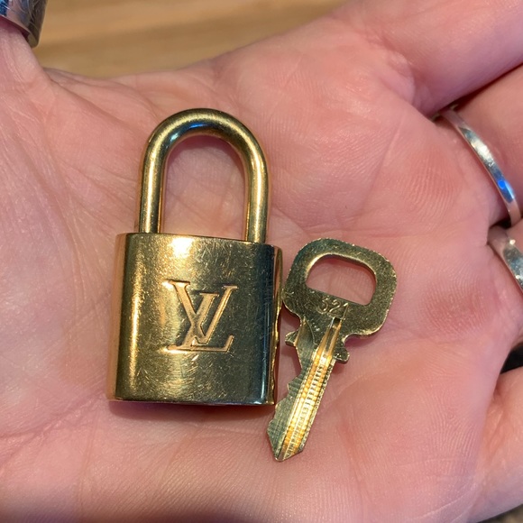 Louis Vuitton Accessories - #321 Authentic Louis Vuitton lock and key